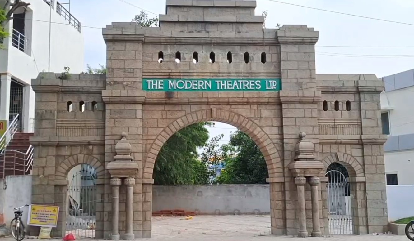 ஹாலிவுட் சினிமா எடுத்த தமிழ் சினிமா கம்பெனி… மாடர்ன் தியேட்டர்ஸின் கதை!